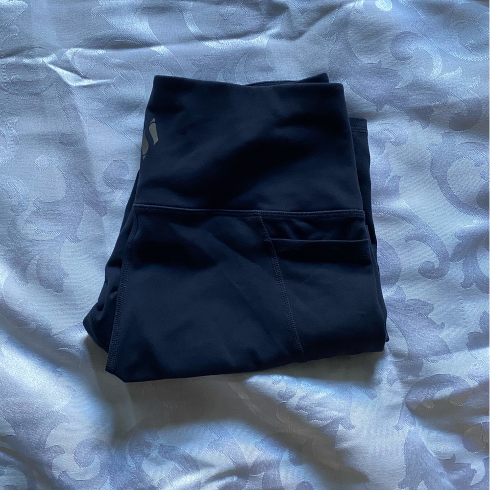 Skechers blue bike shorts